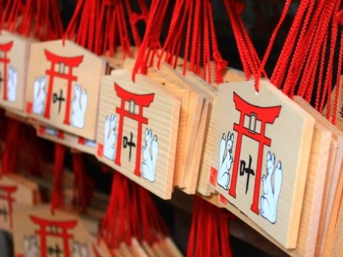初午祭が稲荷神社で開催される意味。お供えはいなり寿司？